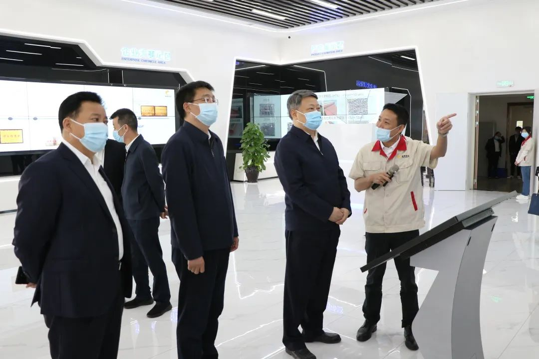 省政協(xié)黨組書記、主席唐一軍等領(lǐng)導(dǎo)一行深入江西銅博科技股份有限
